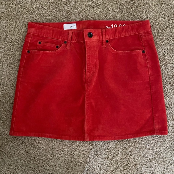 Gap corduroy skirt. - Picture 1 of 1